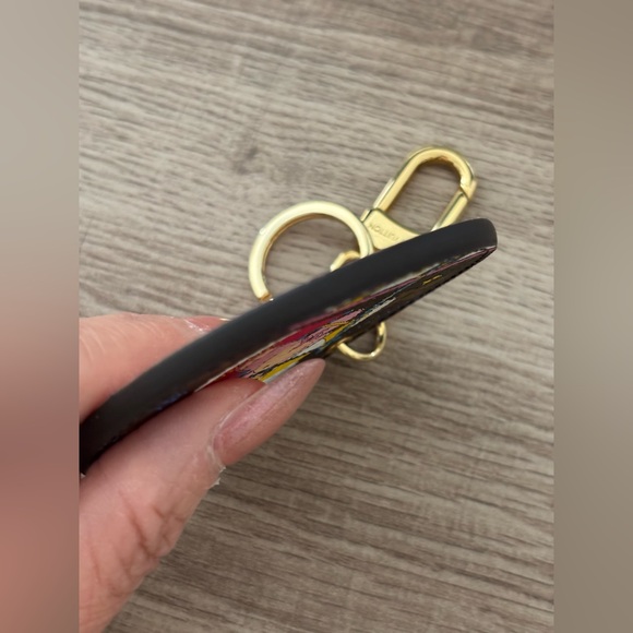 PRICE FIRM Louis Vuitton 2020 Vivienne Bag Charm & Key Holder - Picture 15 of 16